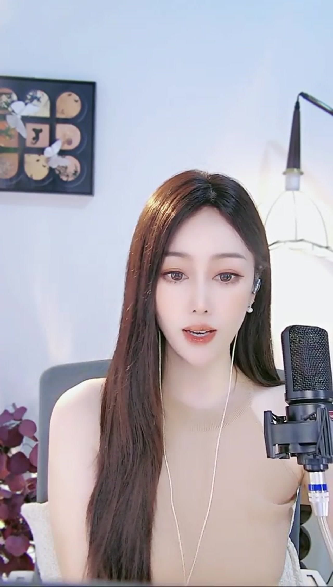知夏的直播封面